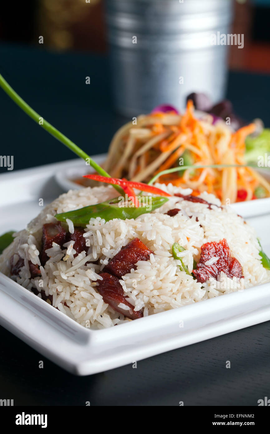 Thai Schweinefleisch und Reis-Gericht Stockfoto