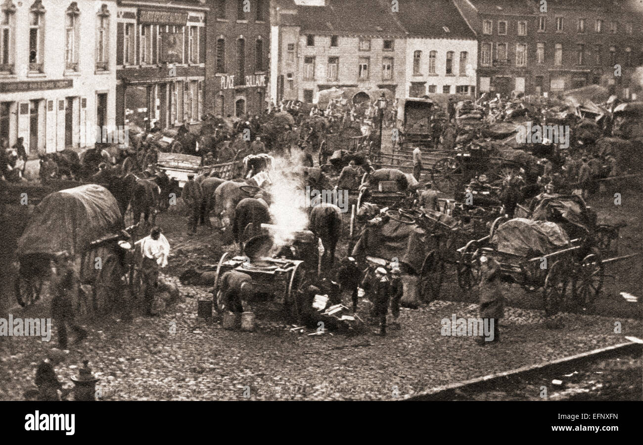 Eine gebrochene deutsche Armee stoppen für Ernährungs- und Re-Organisation auf ihrem Rückzug durch Belgien am Ende des ersten Weltkrieges. Stockfoto