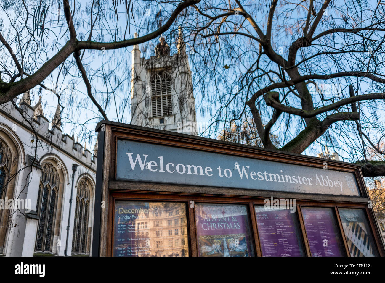 Ein Zeichen heißt Besucher willkommen, Westminster Abbey, London Stockfoto