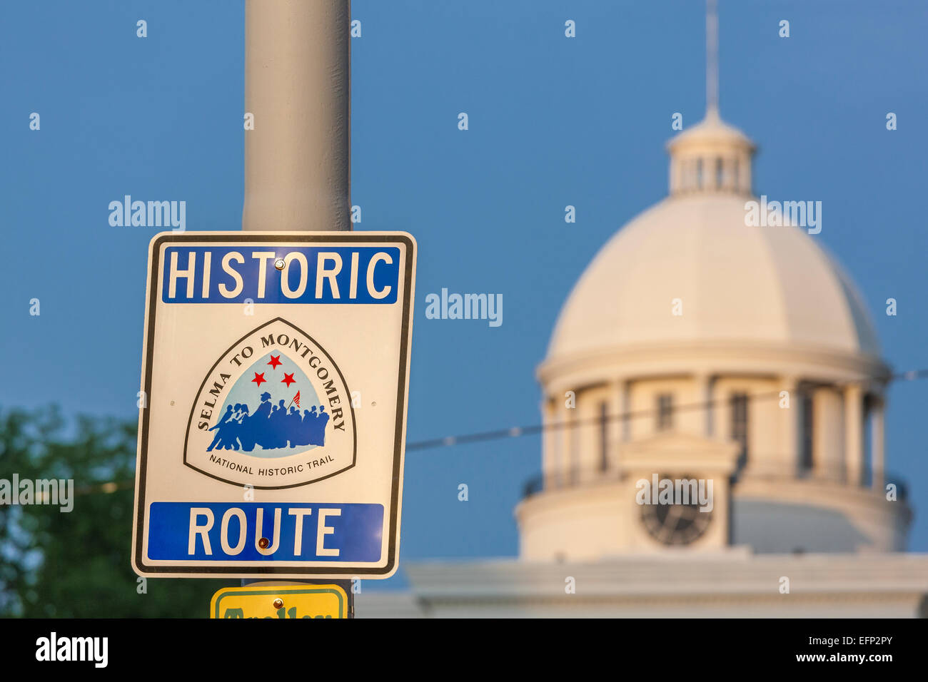 Marsch von Selma nach Montgomery National Historic Route vor Montgomery Alabama State Capitol, Ende der berühmten Bürgerrechte Sign. Stockfoto