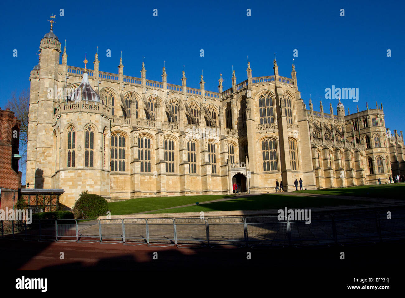 St.-Georgs Kapelle, in der Lower Ward von Schloss Windsor, Berkshire, England im Januar Stockfoto