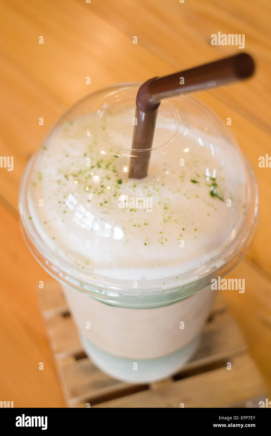 Glas Eistee Milch Grüntee, Fotoarchiv Stockfoto