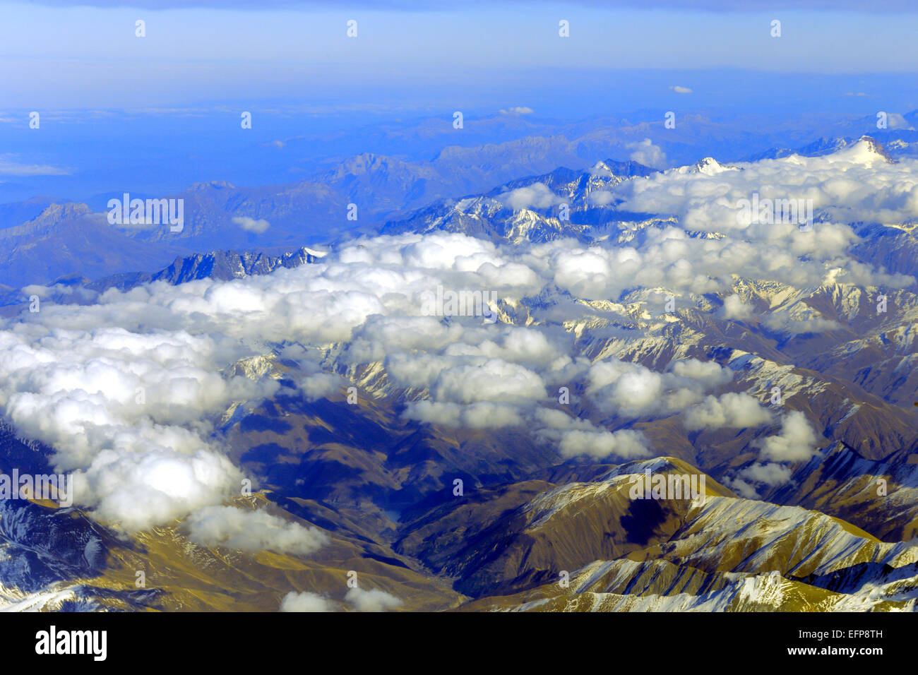 Ansicht des Kaukasus von Flugzeug, Armenien Stockfoto