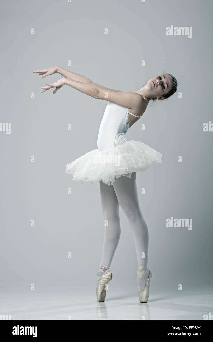 Porträt der Ballerina in Ballett-pose Stockfoto