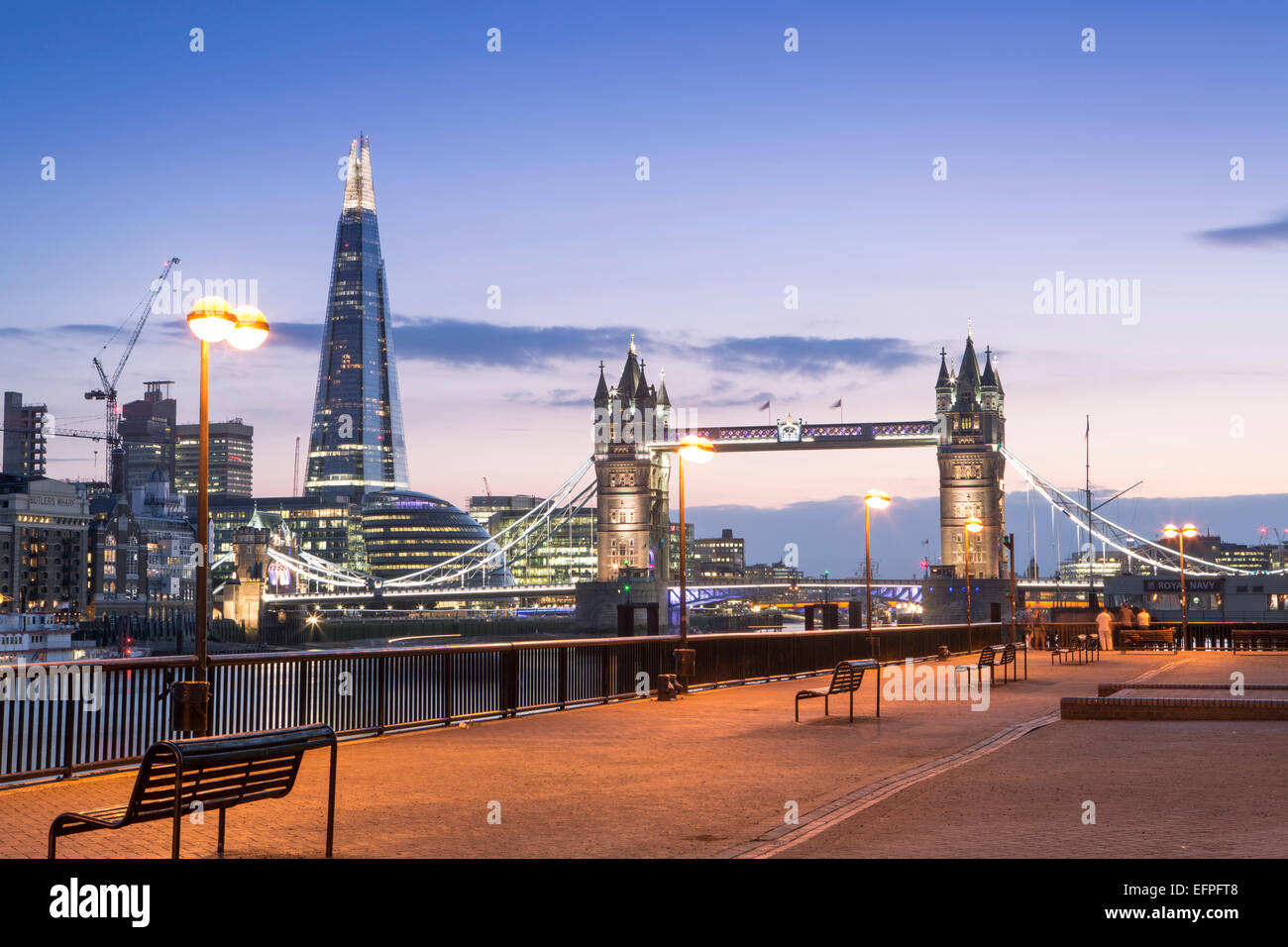 Skyline zeigt die Scherbe von Renzo Piano und Tower Bridge, London, England, Vereinigtes Königreich, Europa Stockfoto