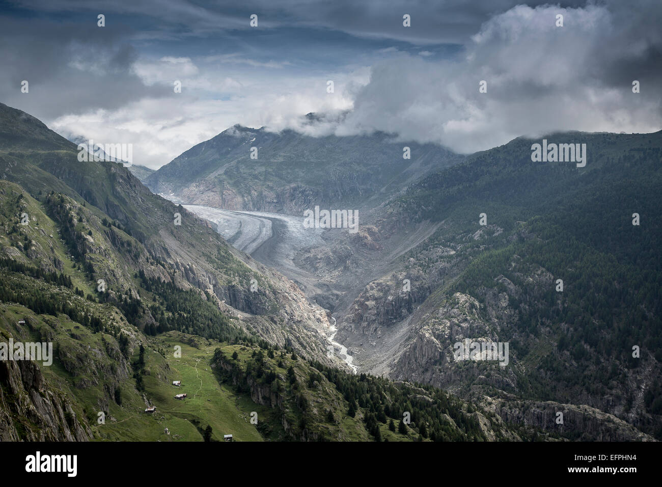 Blick auf Berge und Aletschgletscher, Wallis, Schweiz Stockfoto