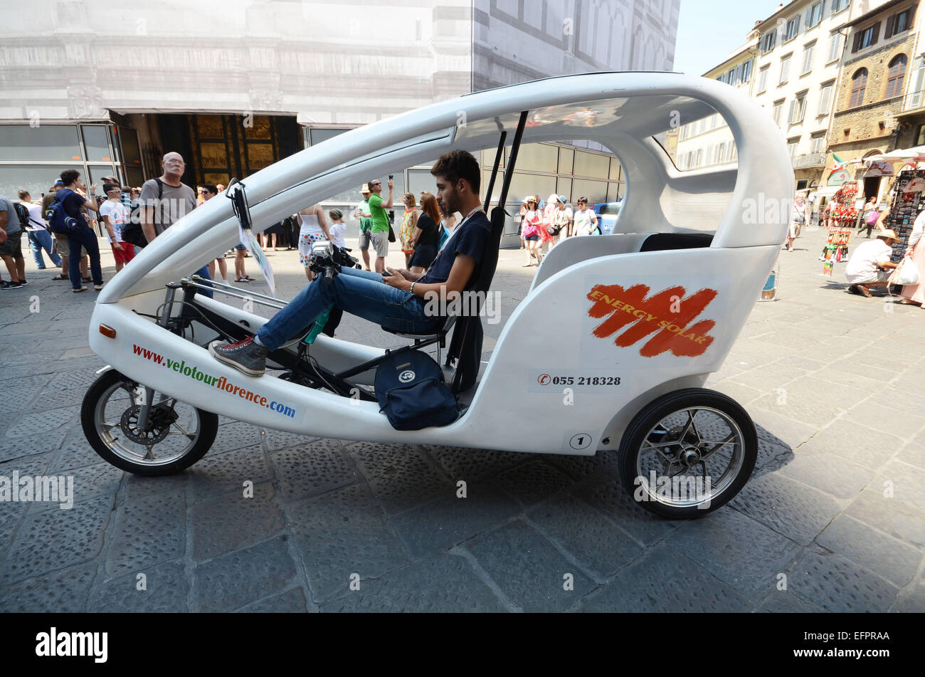 solarbetriebene Pedal Kabine Florenz Italien Stockfoto