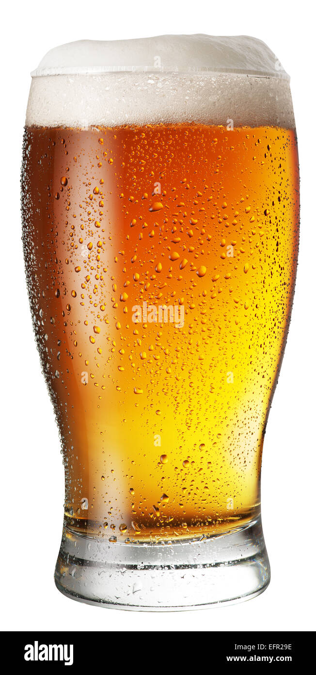 Glas Bier auf weißem Hintergrund. Datei enthält Beschneidungspfade. Stockfoto