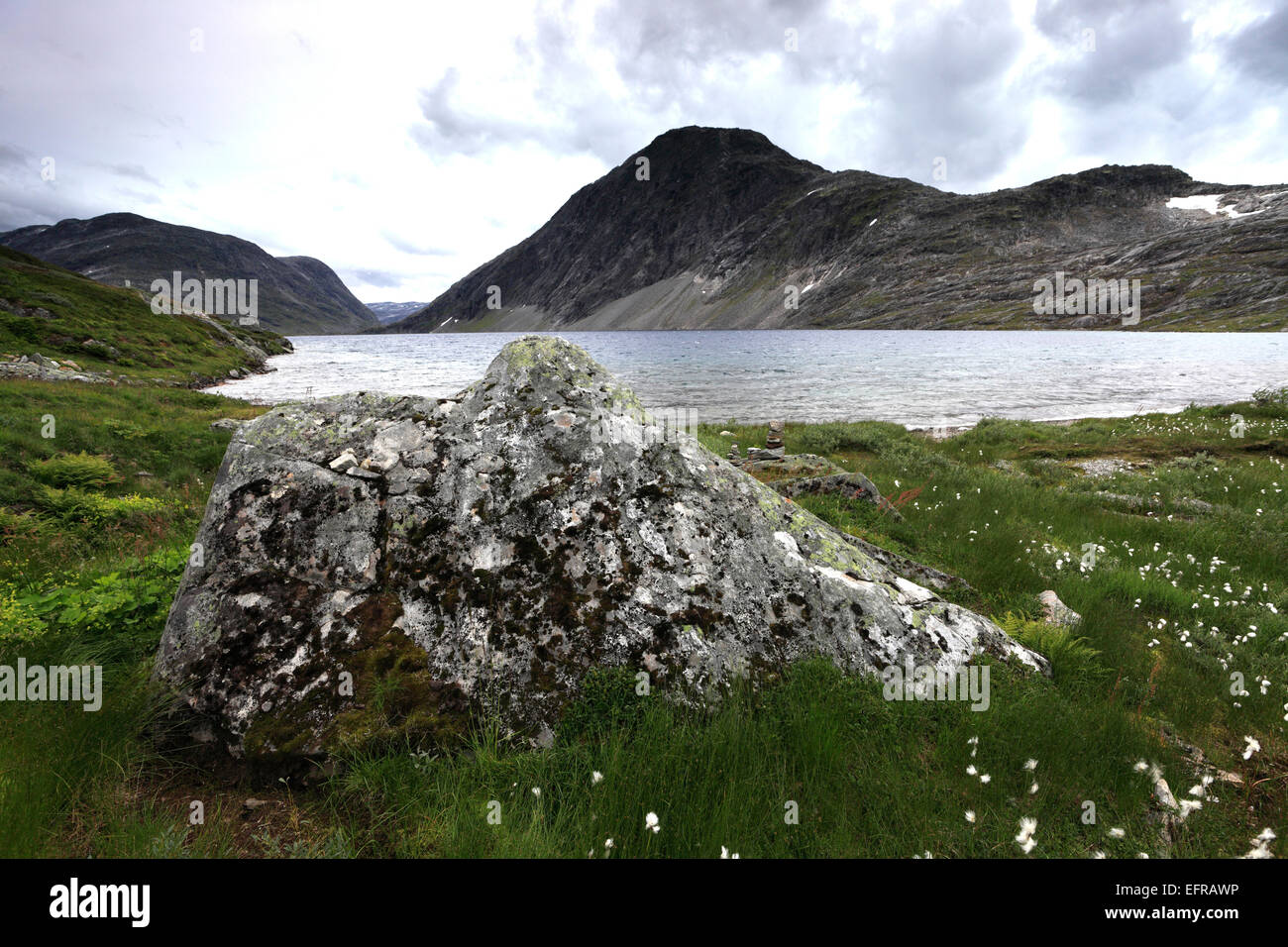 See Djupvatnet, in der Nähe von Geiranger entfernt, UNESCO Weltkulturerbe, Sunnmøre Region, Møre Og Romsdal Grafschaft, West-Norwegen Stockfoto