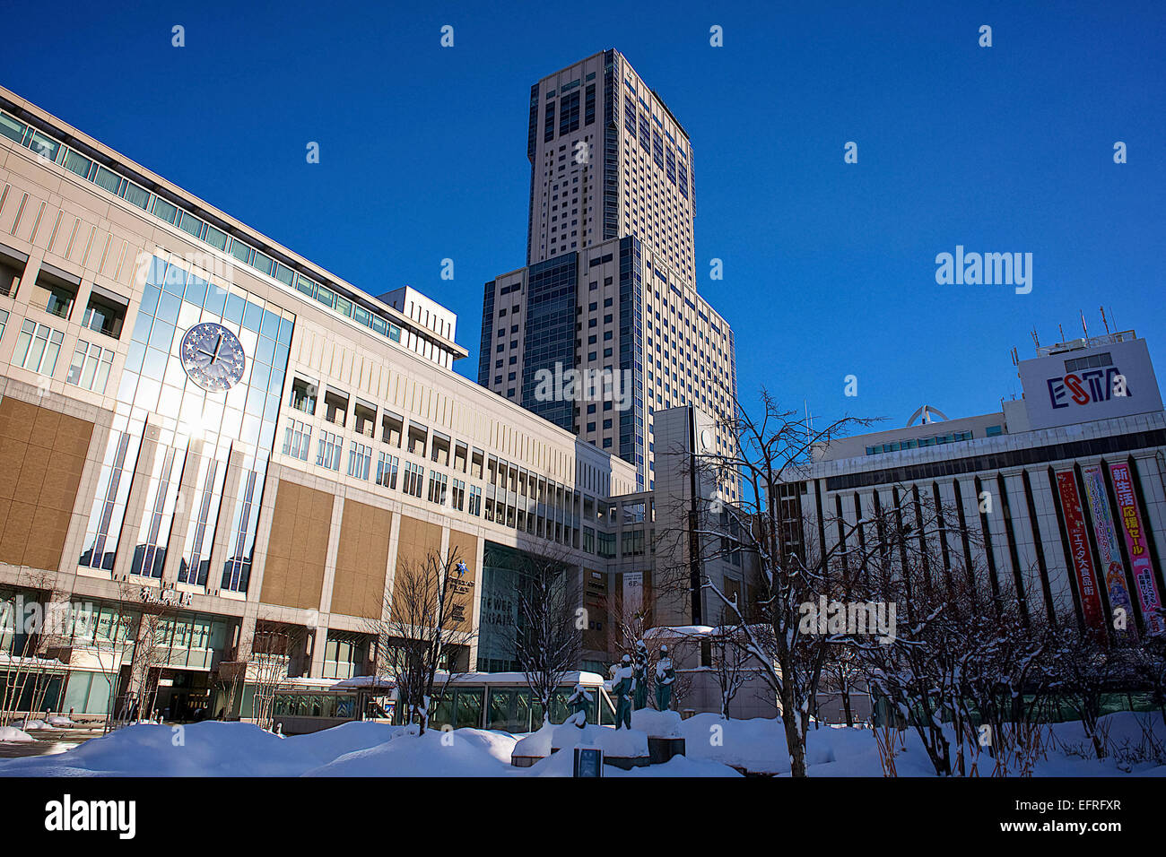 Sapporo JR Tower im Winter, Hokkaido, Japan Stockfoto