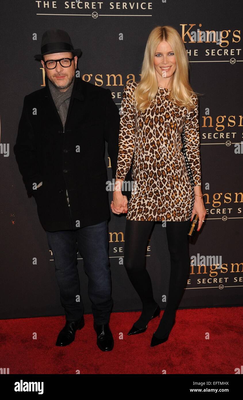 New York, NY, USA. 9. Februar 2015. Matthew Vaughn, Claudia Schiffer bei erscheinen vor Gericht für KINGSMAN: THE SECRET SERVICE Premiere, der School of Visual Arts (SVA) Theatre, New York, NY 9. Februar 2015. Bildnachweis: Kristin Callahan/Everett Collection/Alamy Live-Nachrichten Stockfoto