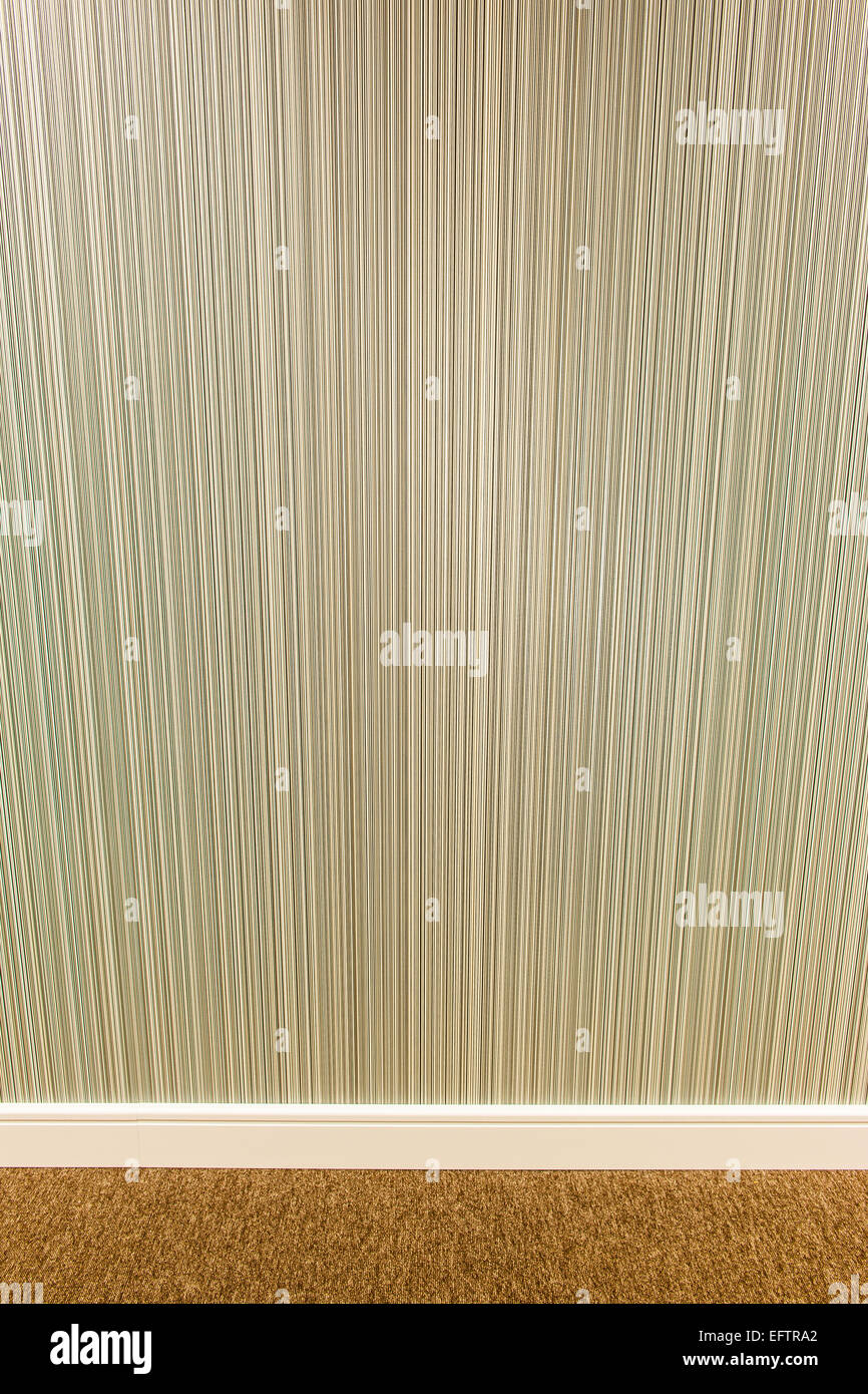 Tapete mit vertikalen Linien und horizontale, weißer Bar-Hintergrund Stockfoto
