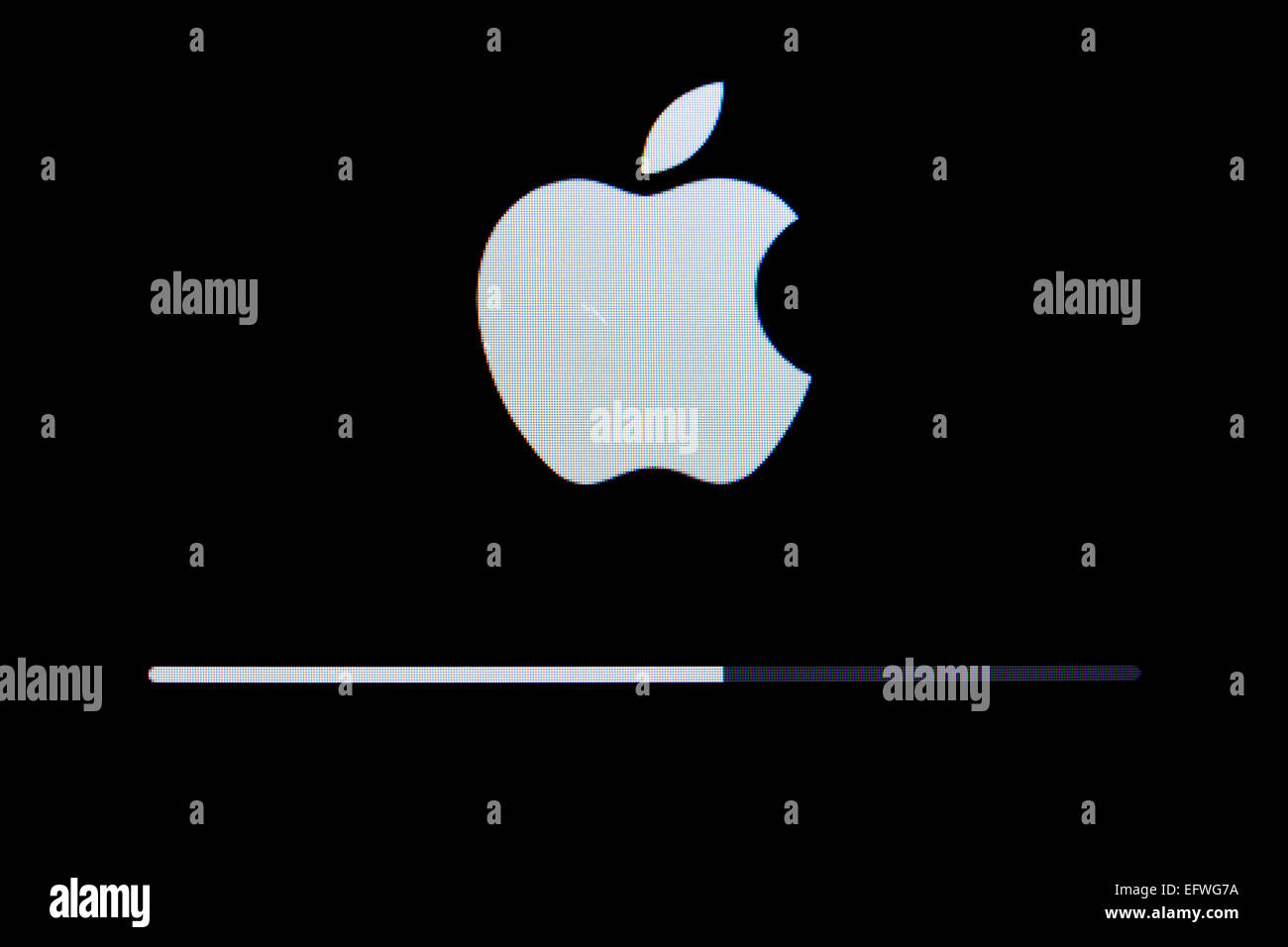 Apple-Logo auf iPhone Bildschirm closeup Stockfoto