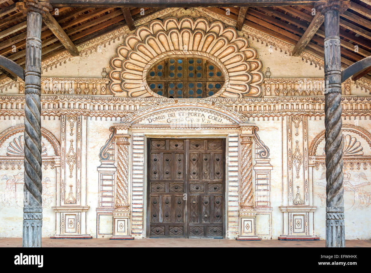 Fassade des UNESCO Welt Kulturerbe Jesuitenmission in San Javier, Bolivien Stockfoto