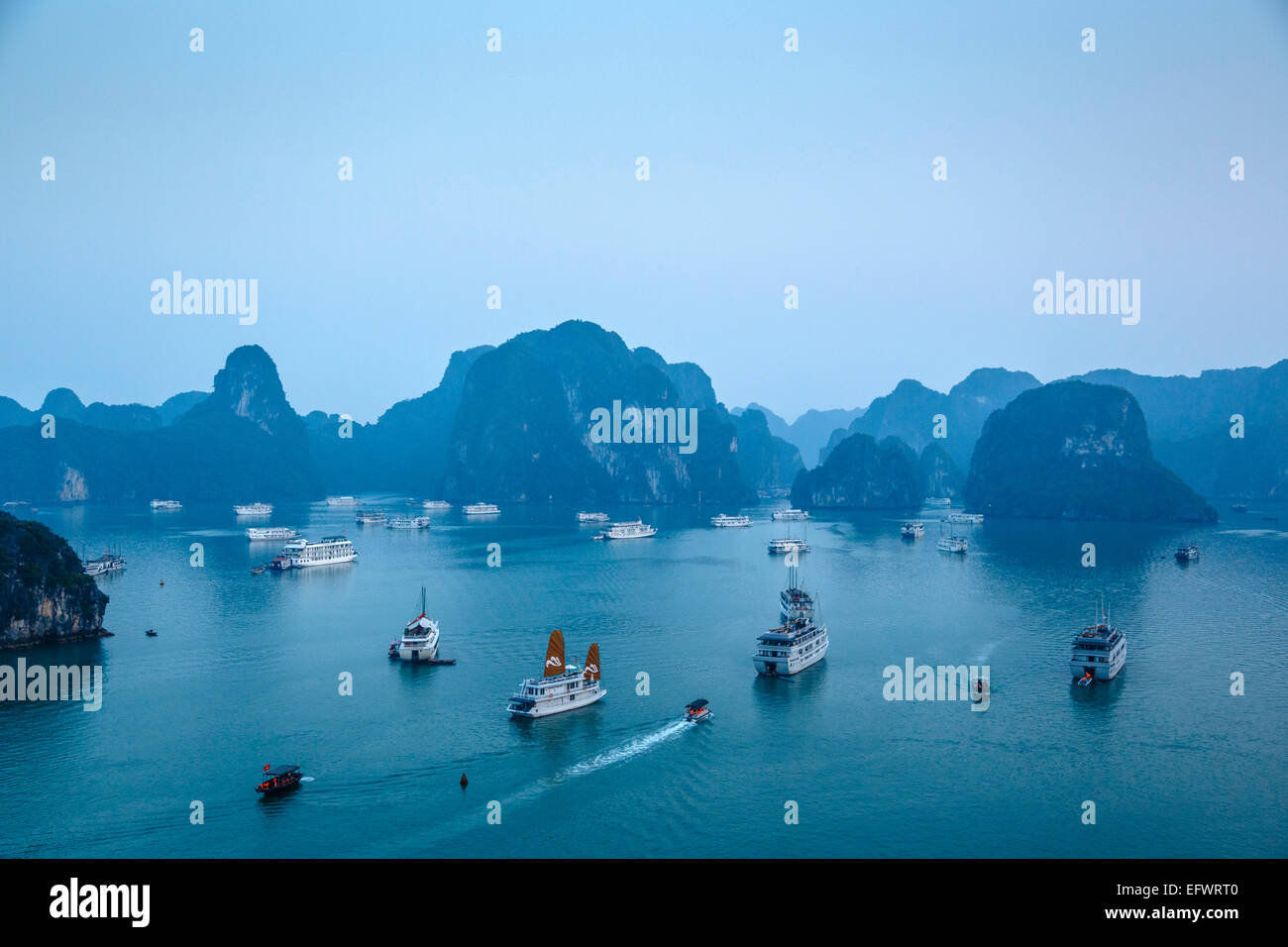 Halong Bucht, Vietnam Stockfoto