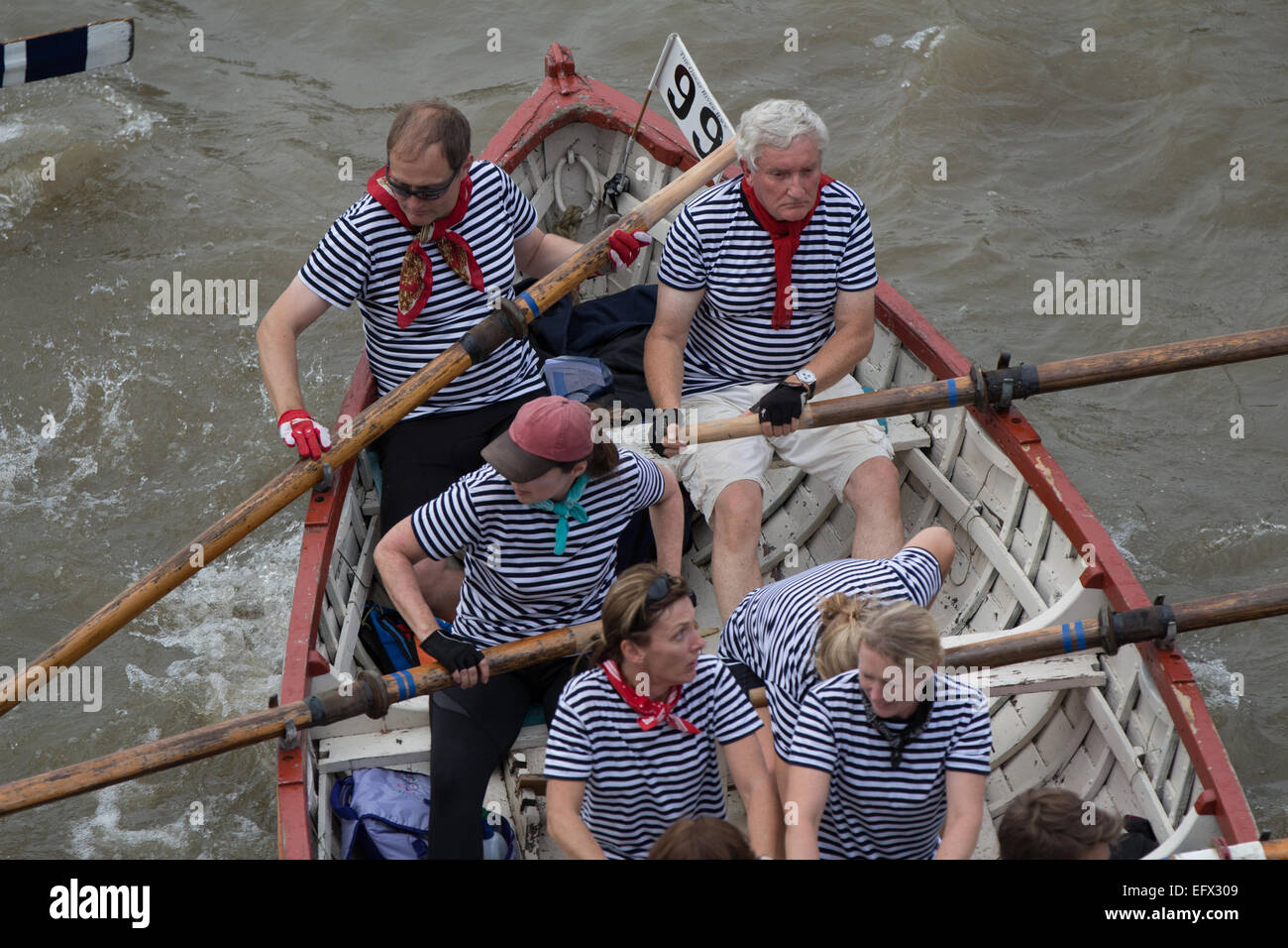 Boot Nr. 99 Haie Speer Stockfoto
