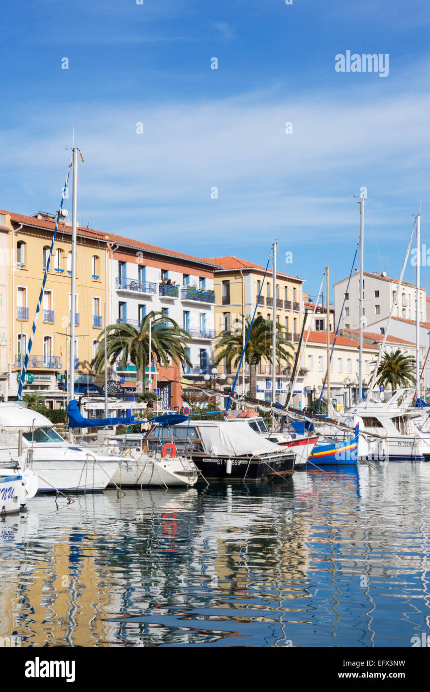 Port - Vendres, Angeln, Segeln und Handelshafen in Südfrankreich Stockfoto