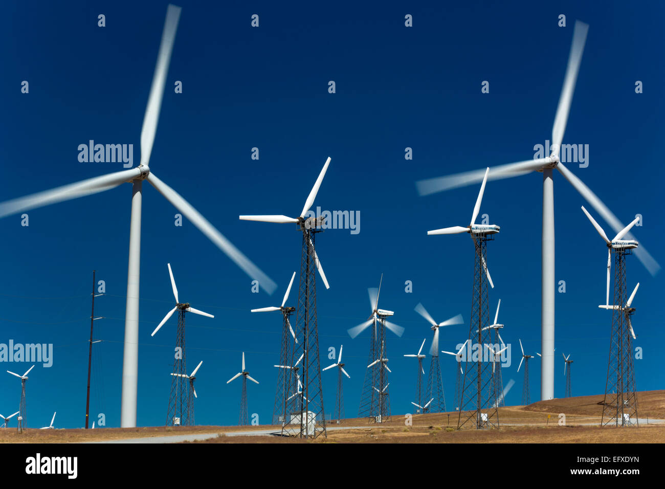 WIND TURBINE KRAFTWERK TEHACHAPI KALIFORNIEN USA Stockfoto