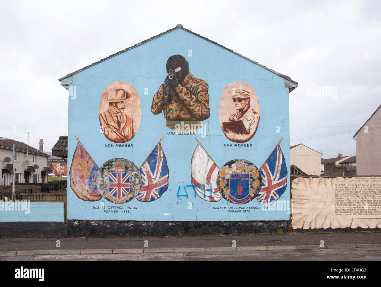 Loyalist Wandbilder im Stadtteil Shankill West Belfast Nordirland Stockfoto