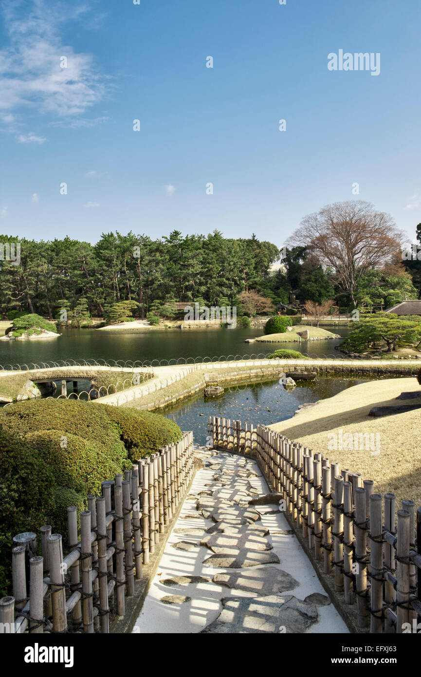 Okayama, Japan. Koraku-En Garten, gegründet im Jahre 1686. Eines der drei großen Gärten Japans. Stockfoto