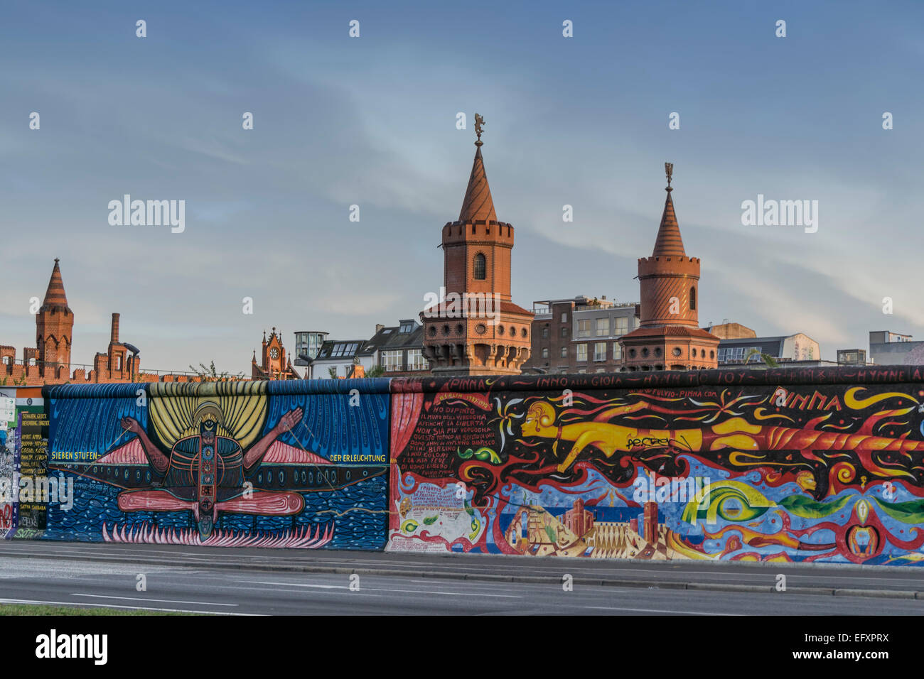 Berliner Mauer. East Side Gallery, Oberbaumbruecke, Berlin, Deutschland Stockfoto