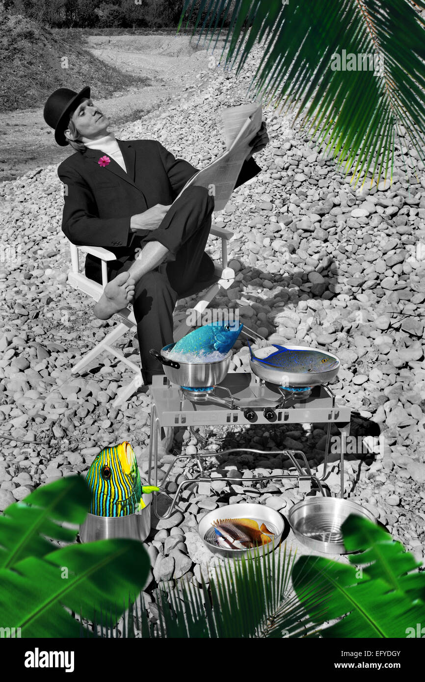 Mann mit Melone mit Campingausrüstung, Fisch und Gasherd, Isar, Bayern, Deutschland Stockfoto