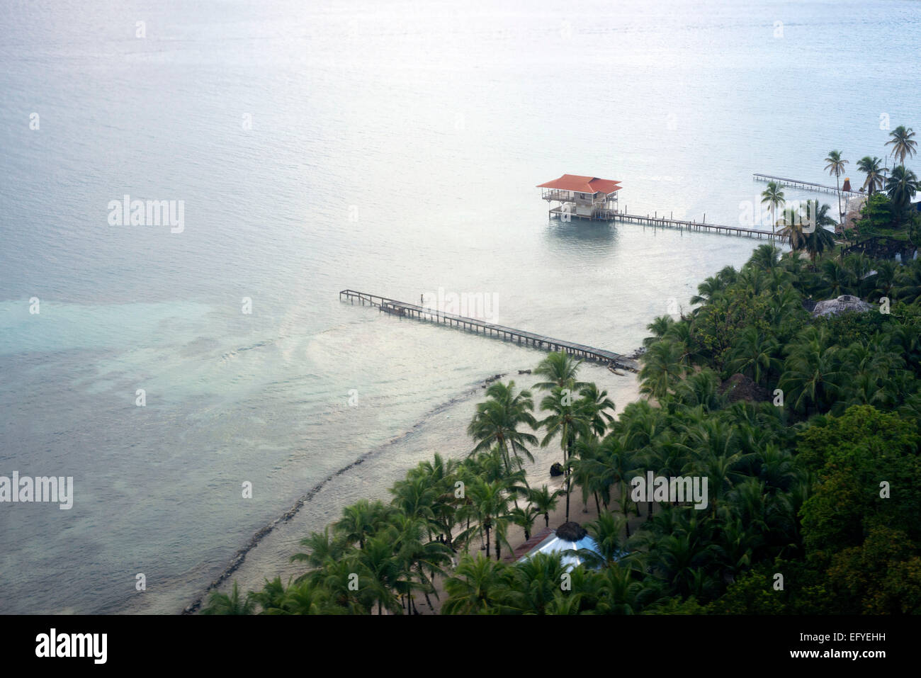 Luftaufnahme der Stadt im Doppelpunkt-Insel. Bocas del Toro. Panama. Der Archipel von Bocas del Toro ist Heimat für eine semi-permanente Popul Stockfoto