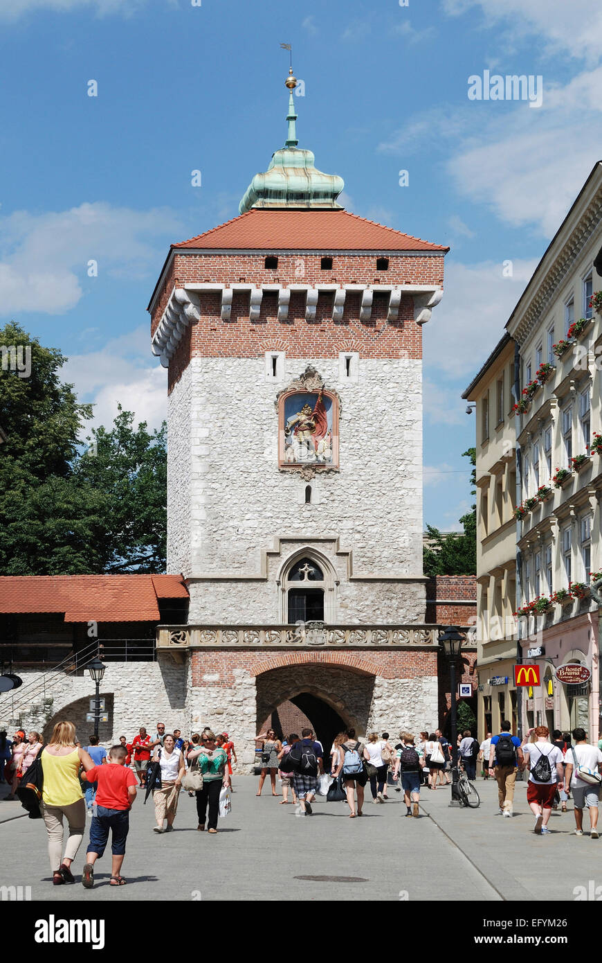 Sankt Florian Tor der alten Stadtmauer von Krakau in Polen. Stockfoto