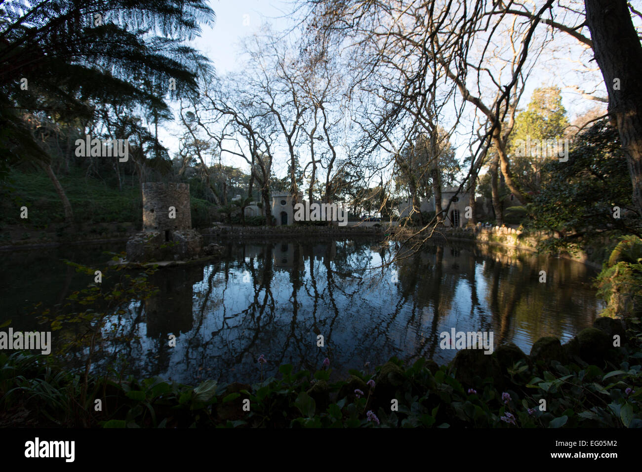 Stausee in den Pena Park in der Nähe von Pena Nationalpalast Stockfoto