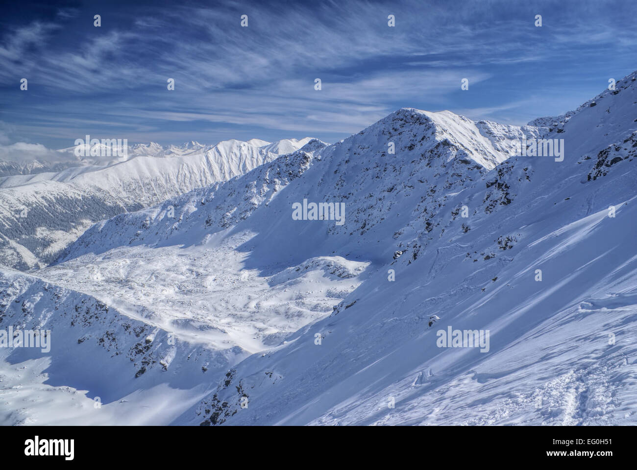 Malerische Aussicht auf weißen Winter im Gebirge der Slowakei Stockfoto