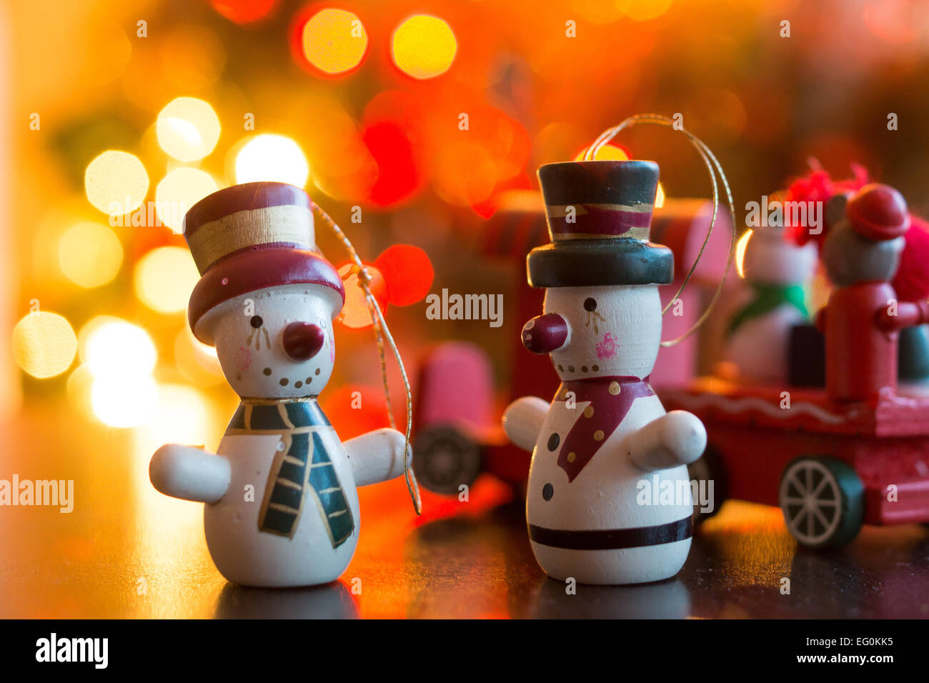 Weihnachtsschmuck in Form der Schneemänner Stockfoto