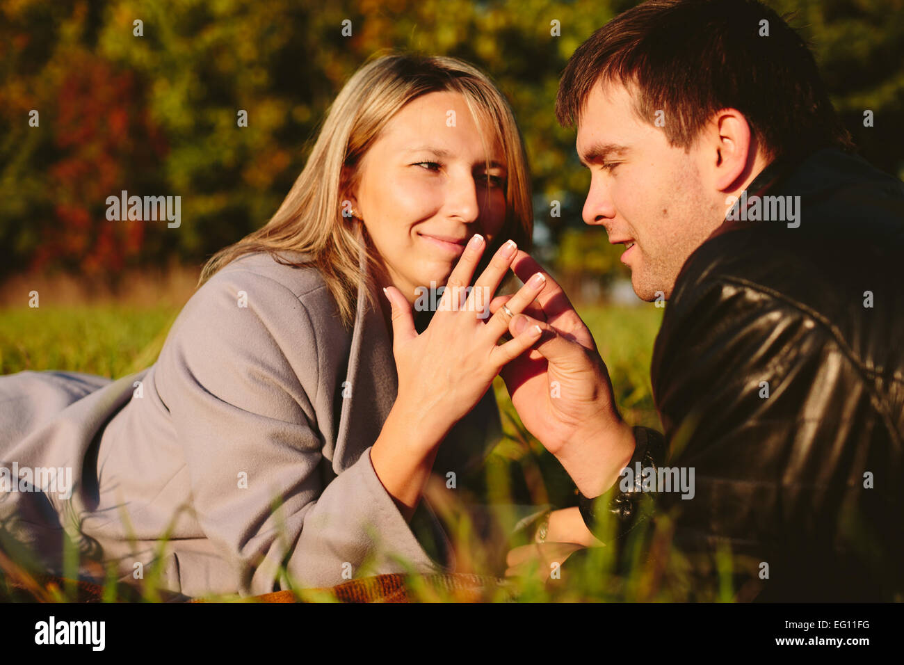 Junge schöne Paar Stockfoto