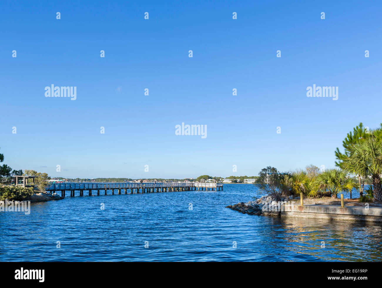 Angelsteg in St. Andrews State Park, Panama City Beach, Florida, USA Stockfoto