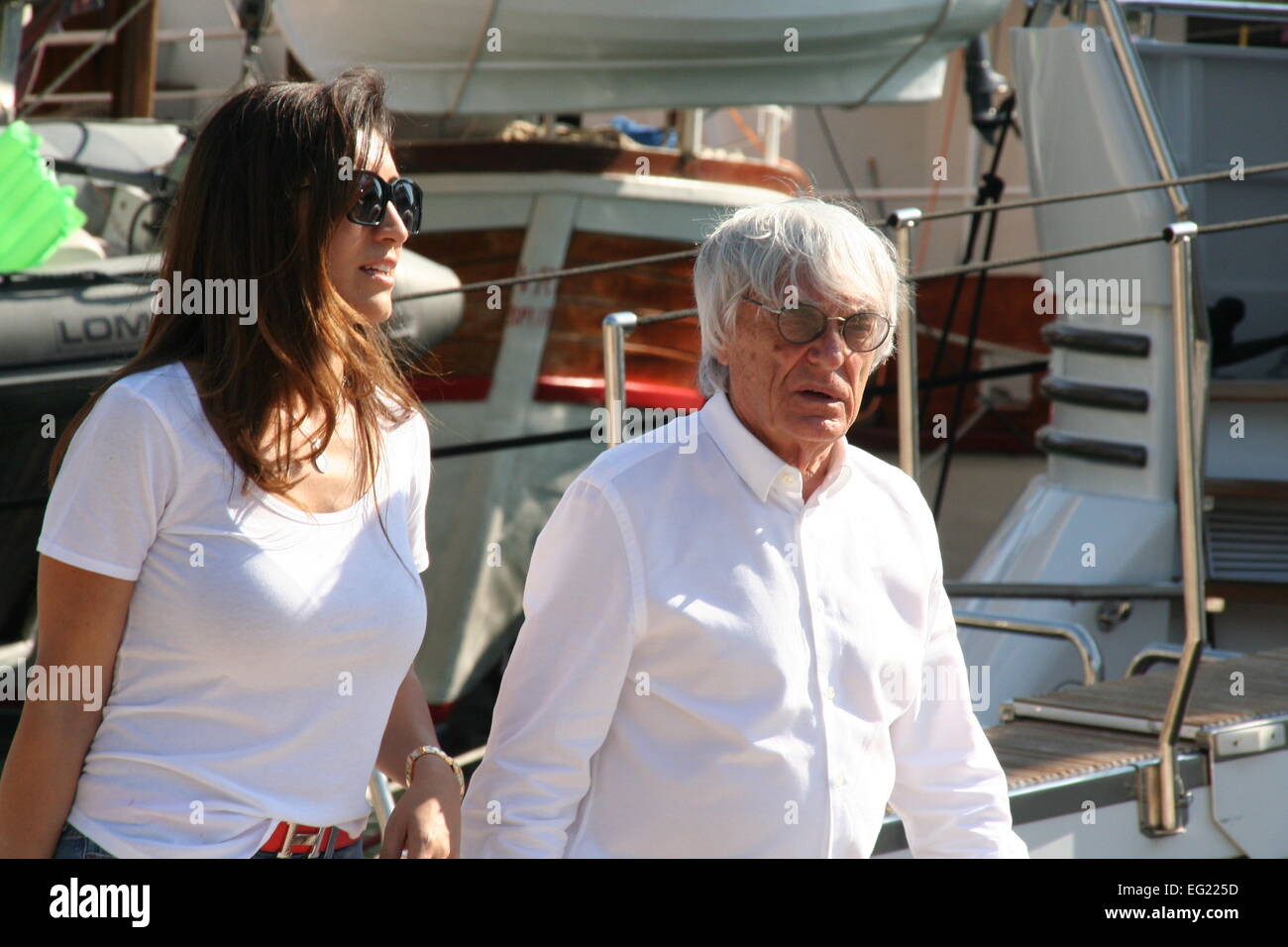 Der Chef der Formel 1, Bernie Ecclestone, genossen einen Spaziergang