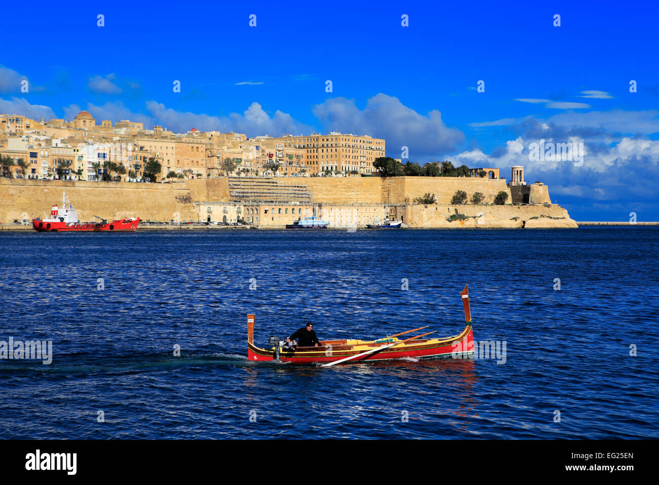 Blick auf Birgu (Vittoriosa) von Isla (Senglea), Malta Stockfoto