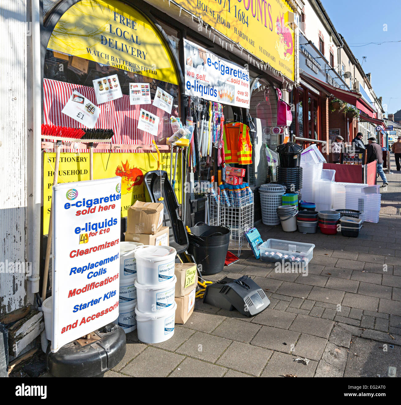 Shop Werbung Verkauf von e-Zigaretten, Penarth, Wales, UK Stockfoto