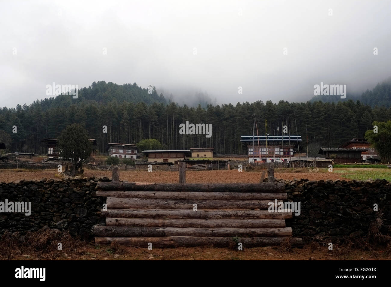 Eine ländliche Siedlung im Phobjicha-Tal ist auch oft bekannt Als Gangtey oder Gangtay in Zentral-Bhutan Stockfoto