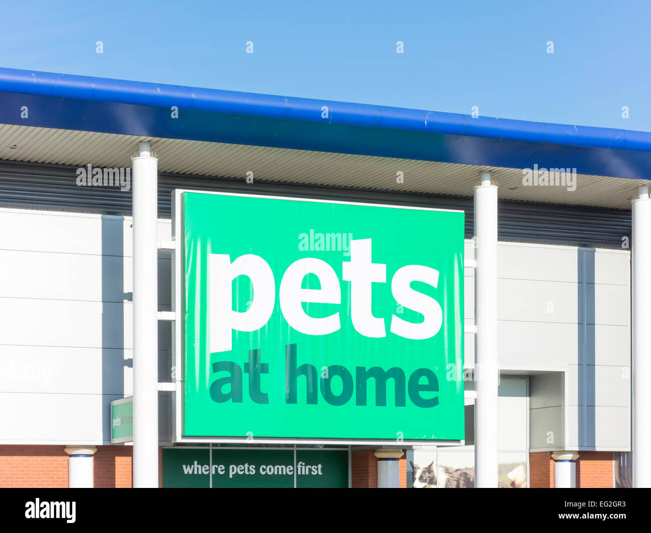 Haustiere im Haus Shop melden Sie in eine andere Stadt Einzelhandel shopping park Stockfoto