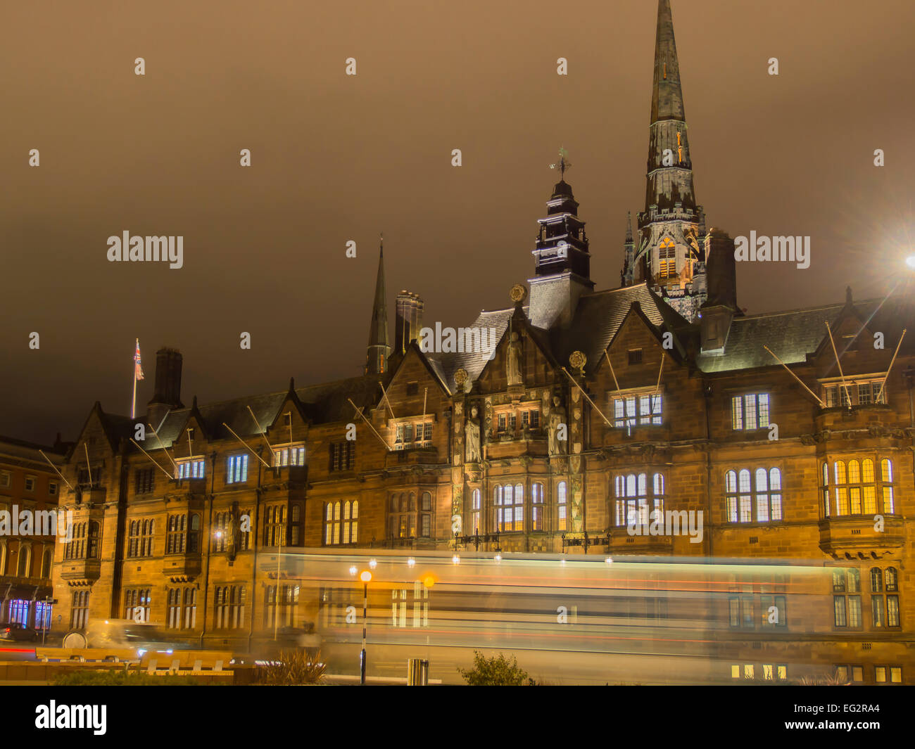 Coventry bei Nacht Stockfoto