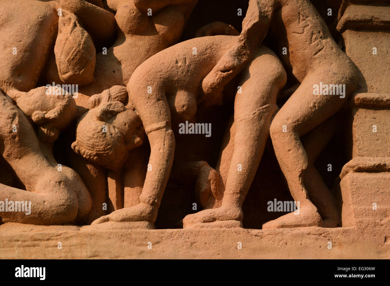 Blondalar bilan guruh jinsiy aloqa Braziliyadan porno rasmlar