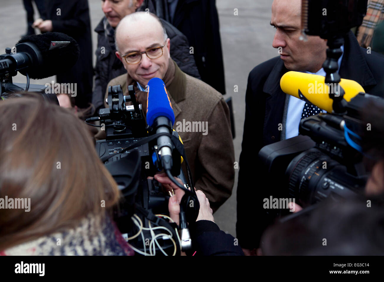 Kopenhagen, 15. Februar 2015: Französischer Minister des Innern, Herr Bernard Cazeneuve, Speeks an die Presse über den Terroristen angreifen Samstagnachmittag in Kopenhagen. Bildnachweis: OJPHOTOS/Alamy Live-Nachrichten Stockfoto