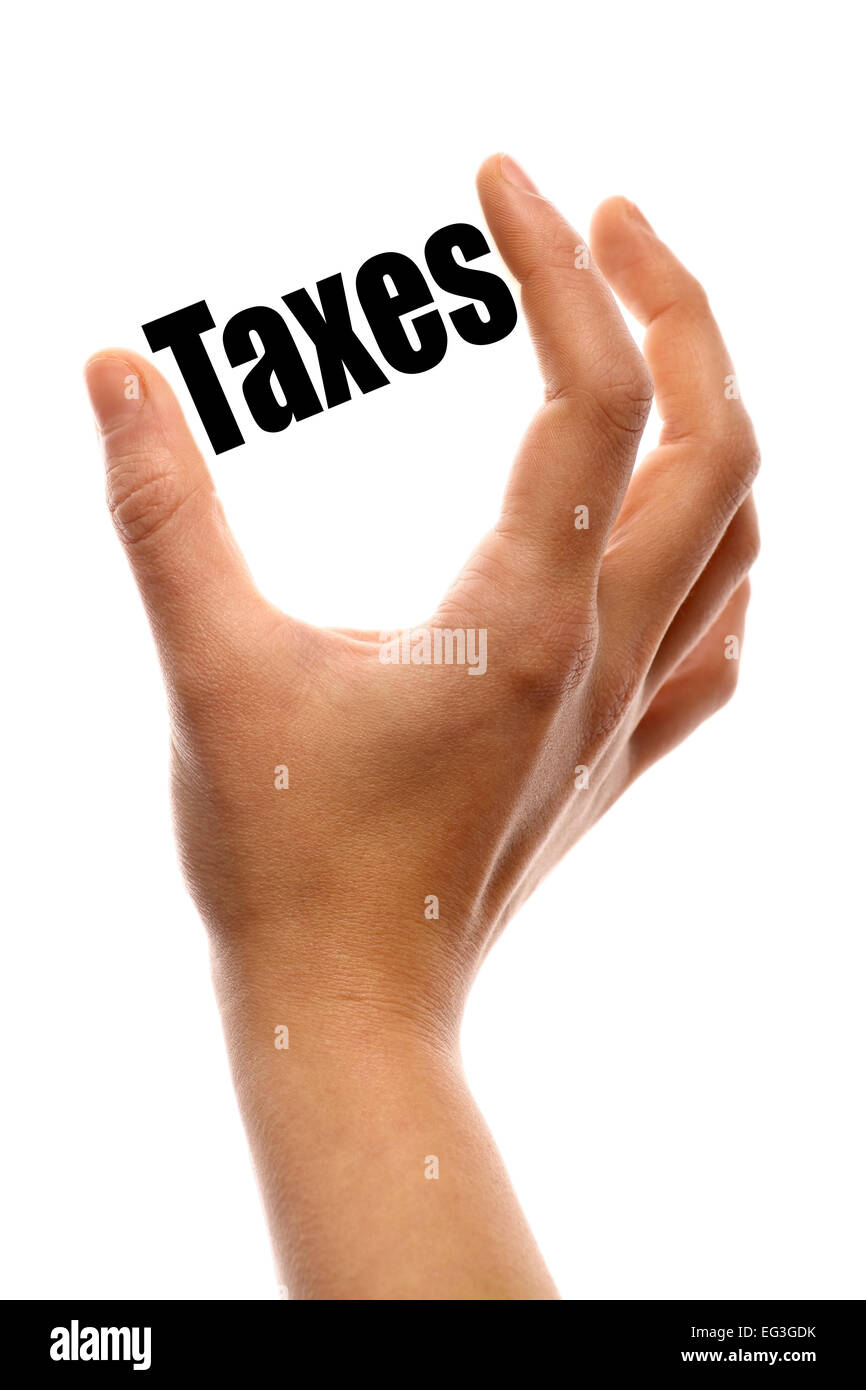 Schließen Sie erschossen zwei Finger messen das Wort "Steuern" Stockfoto