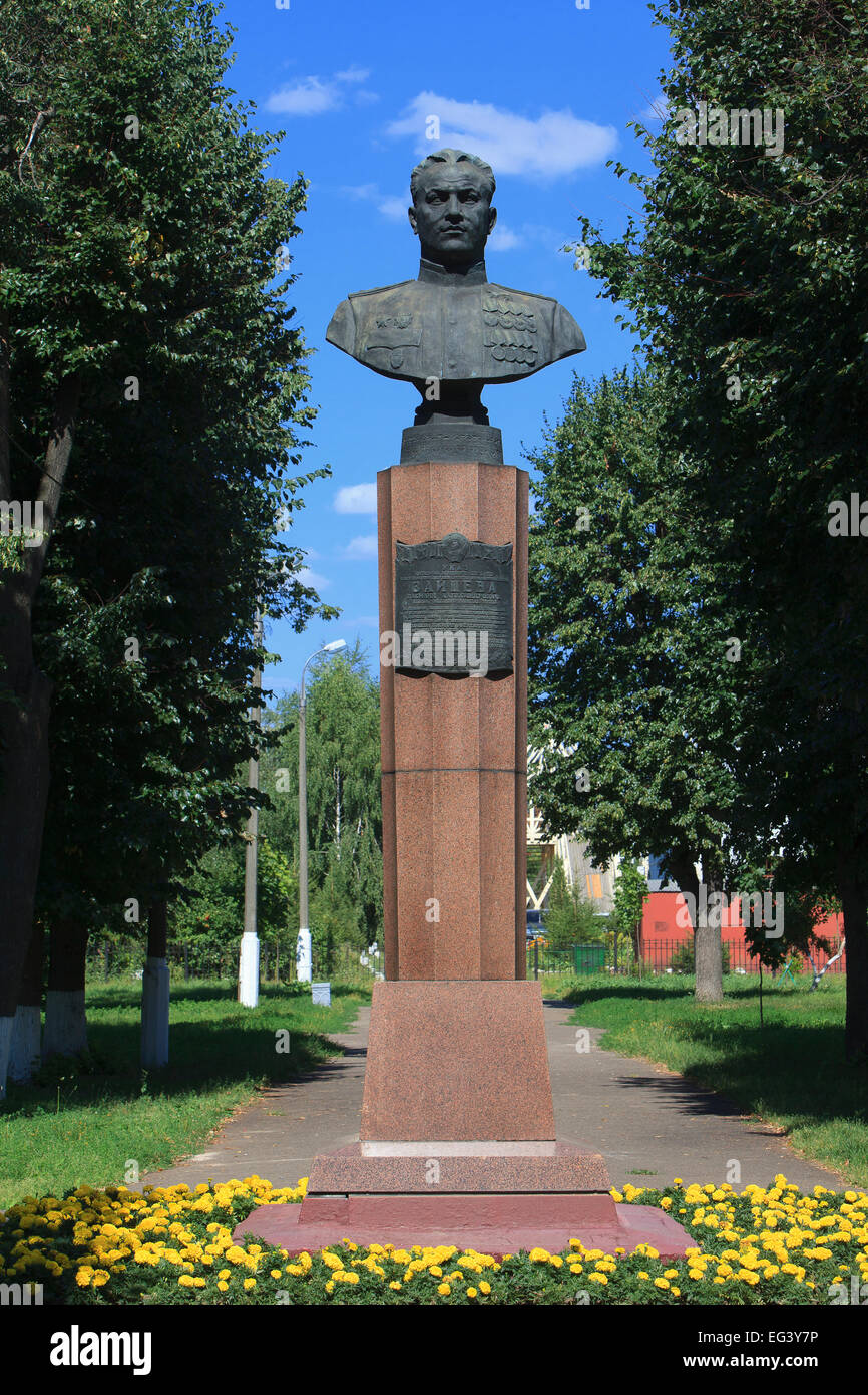 Statue des zweiten Weltkrieges sowjetische Fliegerass Vasili Alexandrovich Zaitsev in Kolomna, Russland Stockfoto