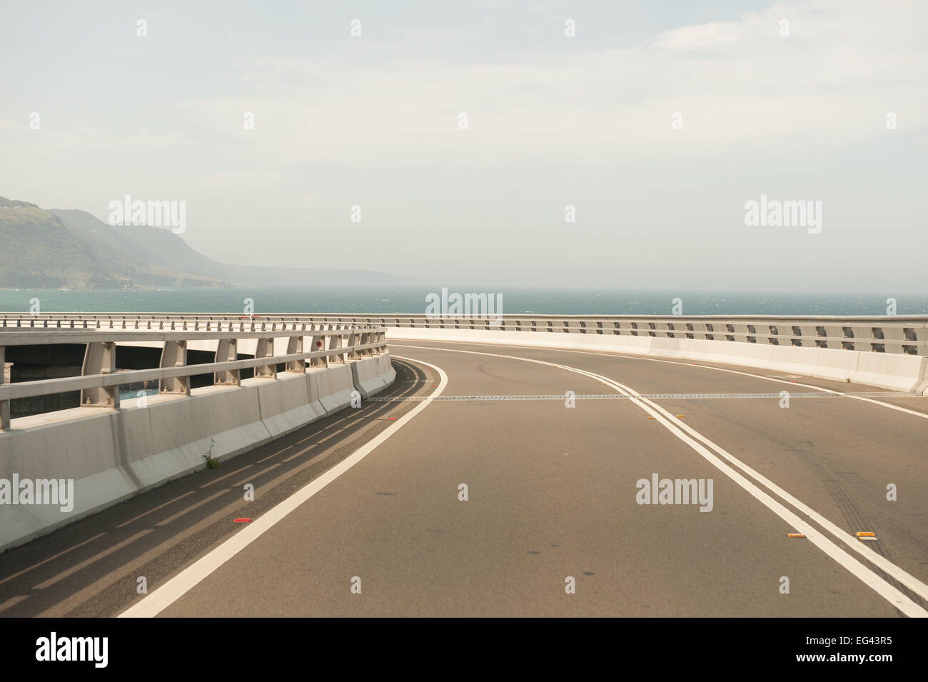 Sea Cliff Bridge entlang der Grand Pacific Drive, NSW, Australien. Stockfoto