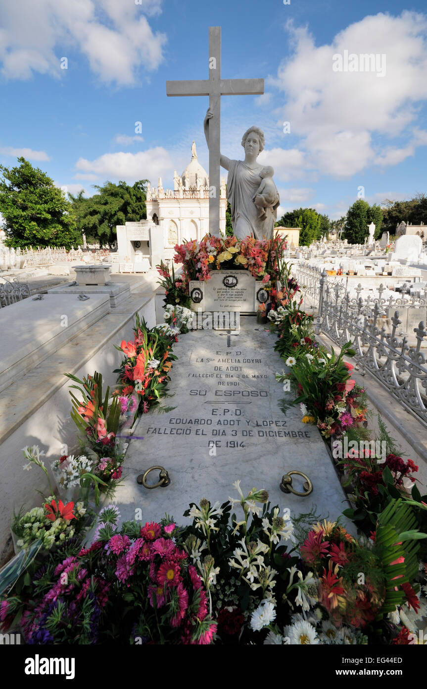 Grab von Amelia Goyri, La Milagrosa oder Miraculous, Colon Friedhof, Aldecoa, Havanna, Ciudad De La Habana, Kuba Stockfoto
