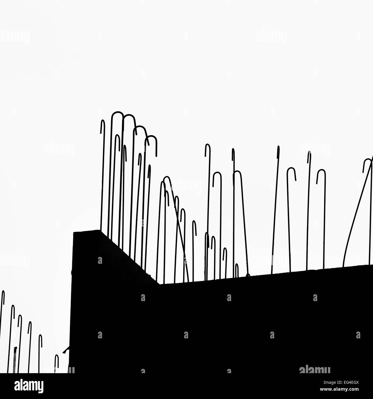 Silhouette der Baustelle. Detail des Gebäudes in der Entwicklung. Stockfoto