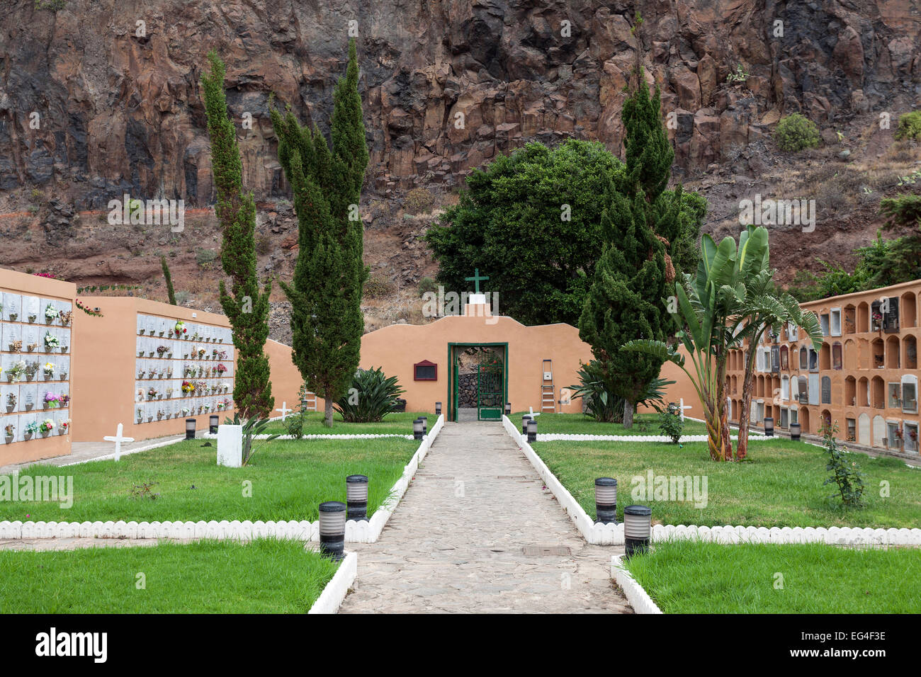 Friedhof mit urne - Gräber, La Guancha, La Gomera, Kanarische Inseln, Spanien Stockfoto