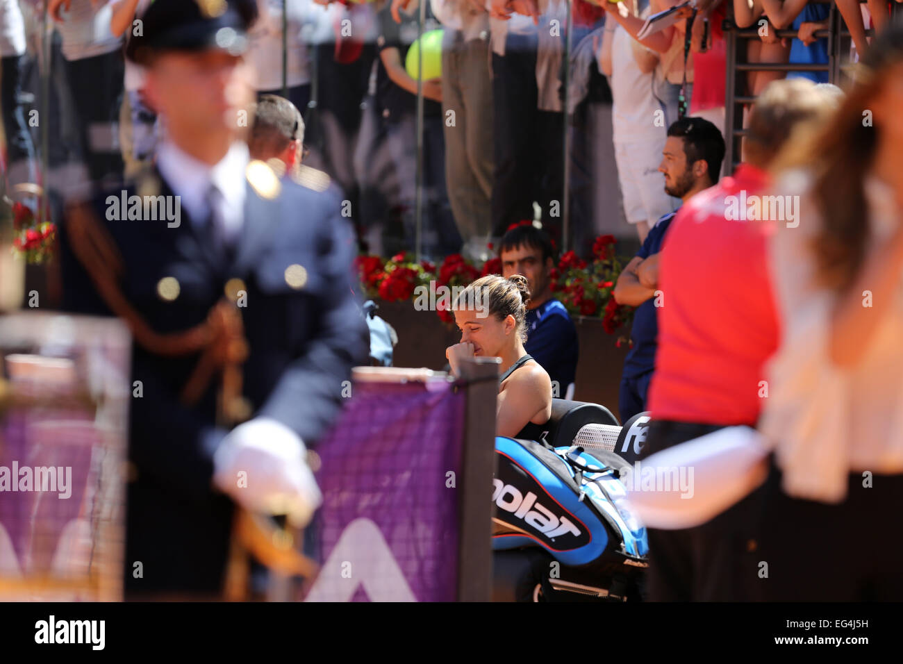 Italien, Rom: Eine emotionale Sara Errani Italien spricht nach ihrer Niederlage gegen Serena Williams, USA im Finale Stockfoto