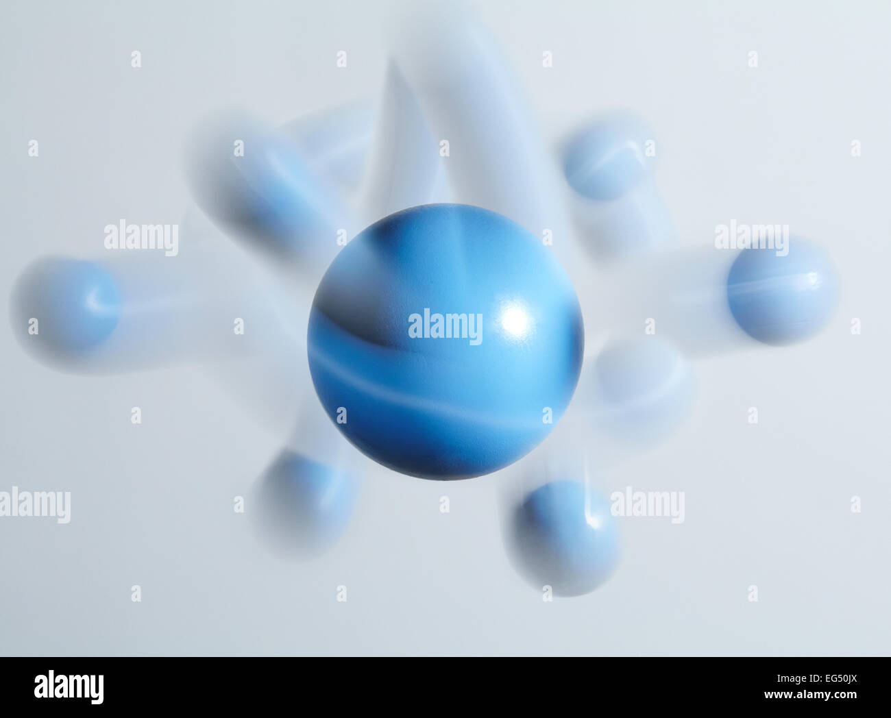 Atom - seine Summen rund um einen Kern. Stockfoto