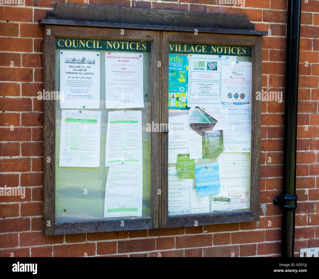 Dorf-Pinnwand Stockfoto